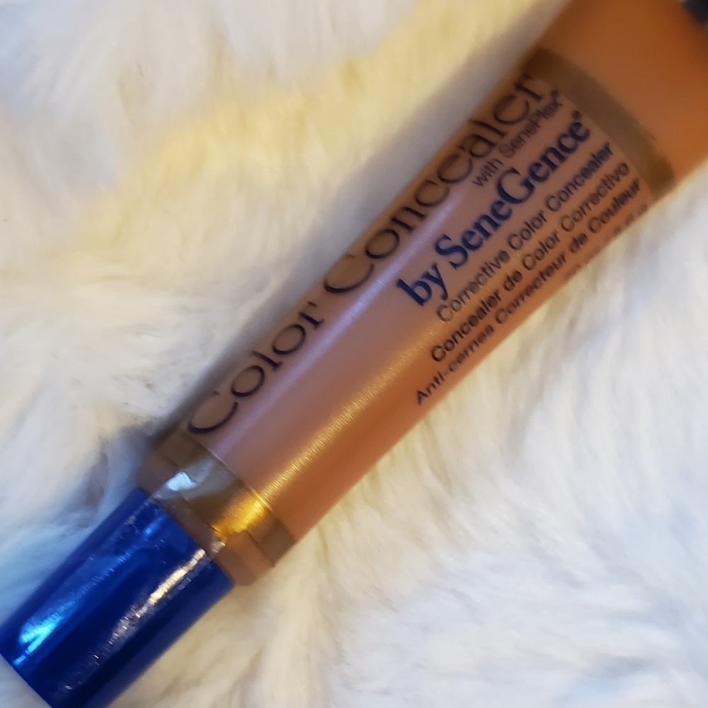SeneGence Color Concealer in Deep